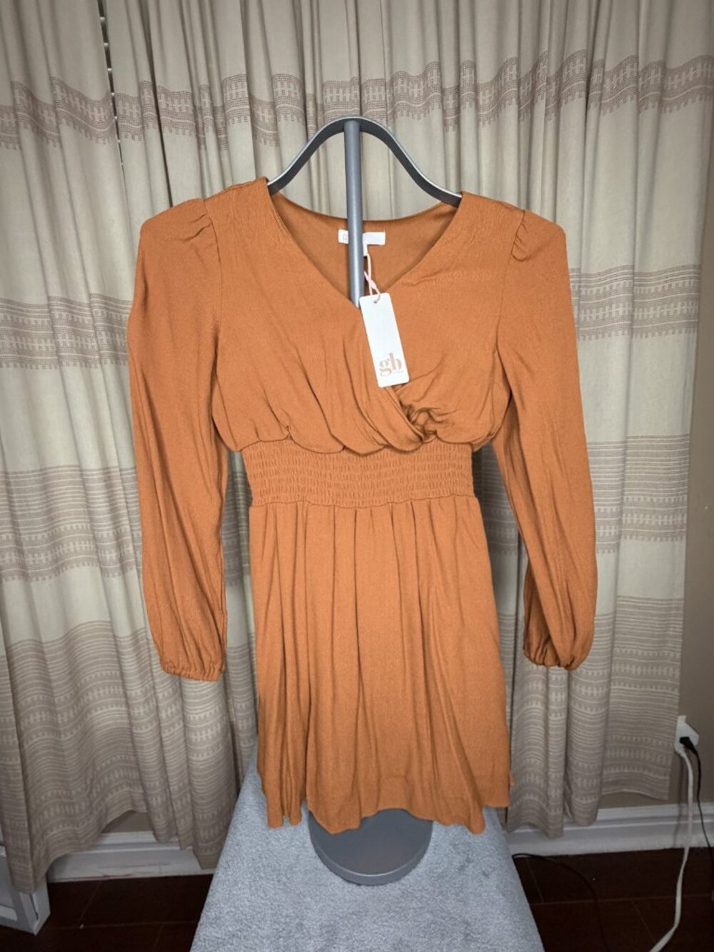 gb Girls M Rust Brown Wrap Front Long Sleeve Dress Smocked Waist NWT